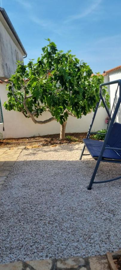 فيلا Kuca Za Odmor Angelina Primošten المظهر الخارجي الصورة